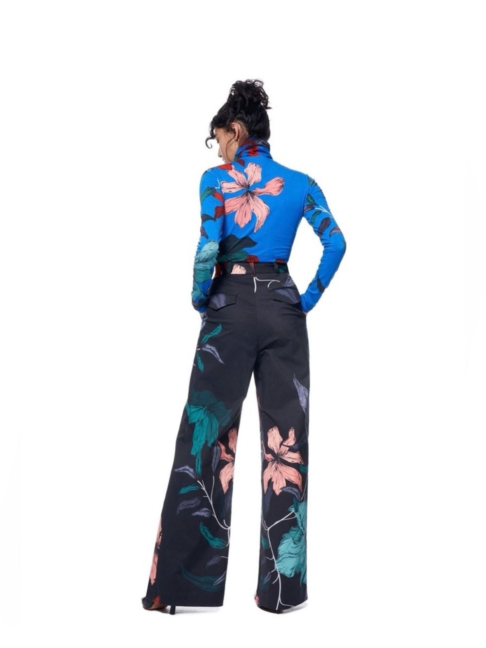 The Kit | Wide-Leg Floral Print Pants in Black with Coral & Teal Blooms - Picture 4 of 11